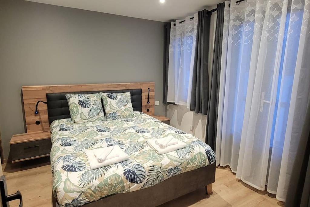 Superbe Appartement T2 Climatise, Idealement Situe ユジーヌ エクステリア 写真